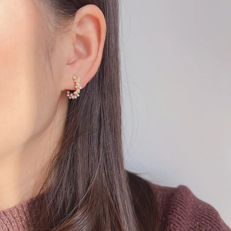 Elegant Pearl Flower Wreath Hoop Alloy Stud & Clip On No Piercing Korean Style Screw Back Earrings