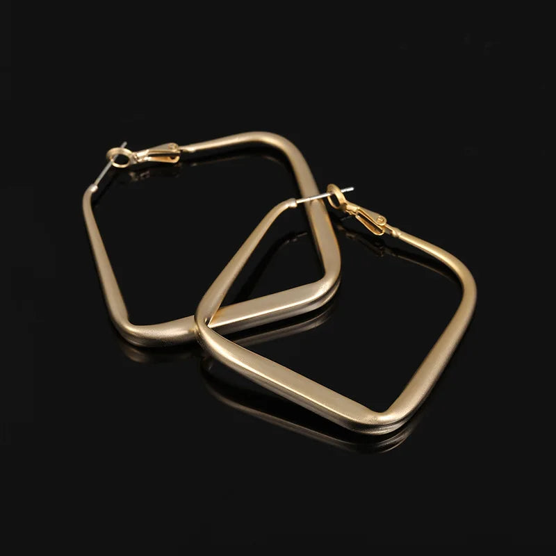 Elegant Minimalist Gold Alloy Rounded Square Hoop Stud & Clip On No Piercing Commuter Statement Earrings