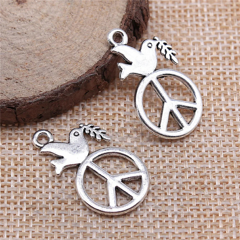 28x16mm 1.5g Antique Silver Zinc Alloy Peace Dove Charm Pendant for DIY Jewelry Accessories