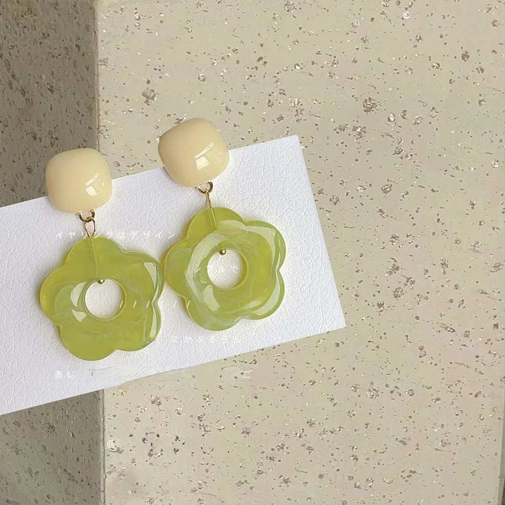 Fresh Grape Green Acrylic Hollow Flower Stud Earrings Silver Plated Pin Cream White Geometric Forest Style