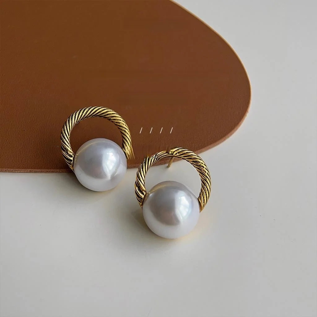 French Vintage Copper Round Geometric Hollow Pearl Stud Earrings
