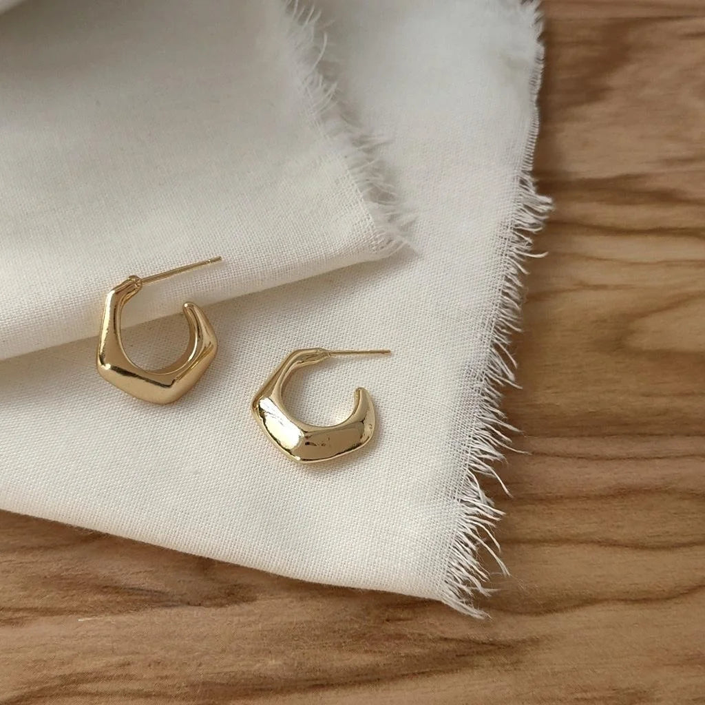 14K Plated Alloy Geometric C Shape Hoop Earrings Korean Minimalist Style