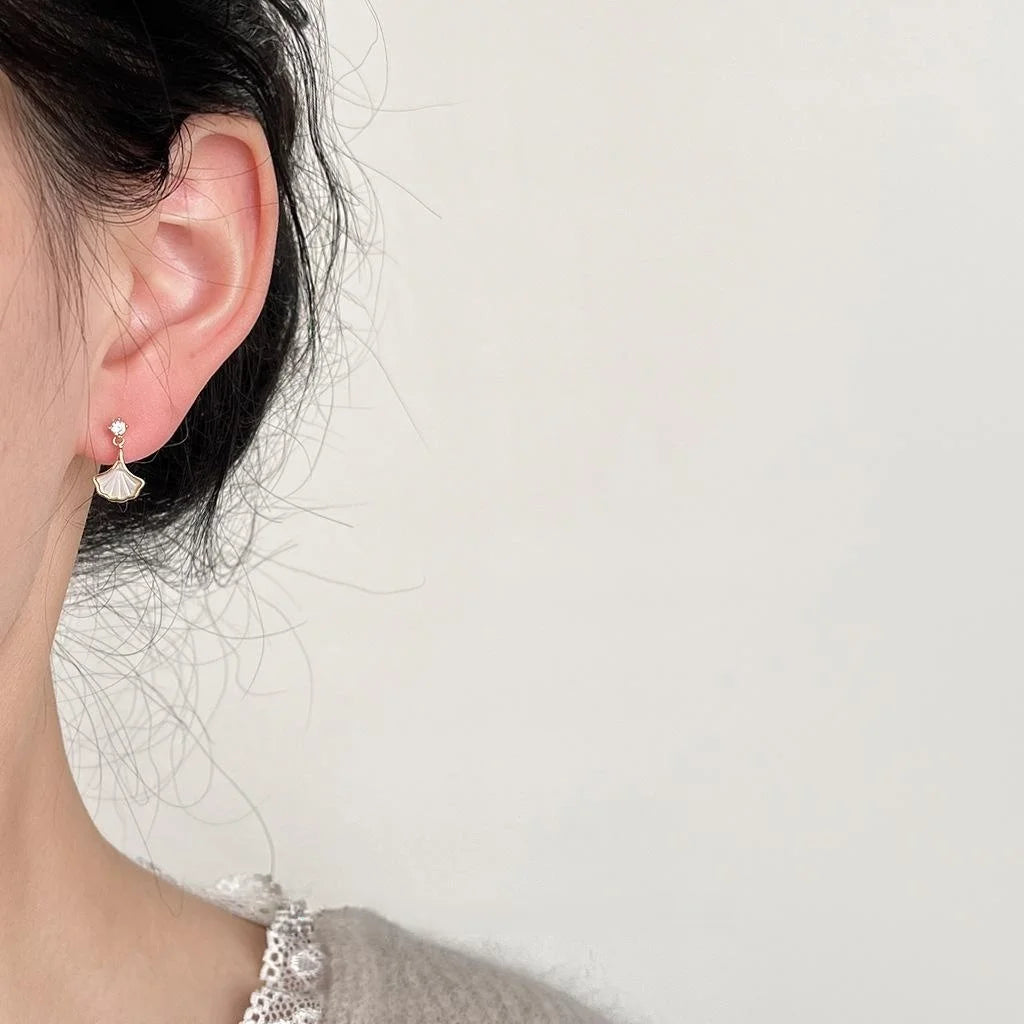 Light Luxury 14K Silver Plated Copper Real Shell Ginkgo Leaf Zircon Micro Pave Drop Earrings
