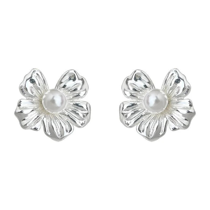 Copper Floral Stud Earrings Fresh Sweet Simple Commuter Elegant Ear Jewelry