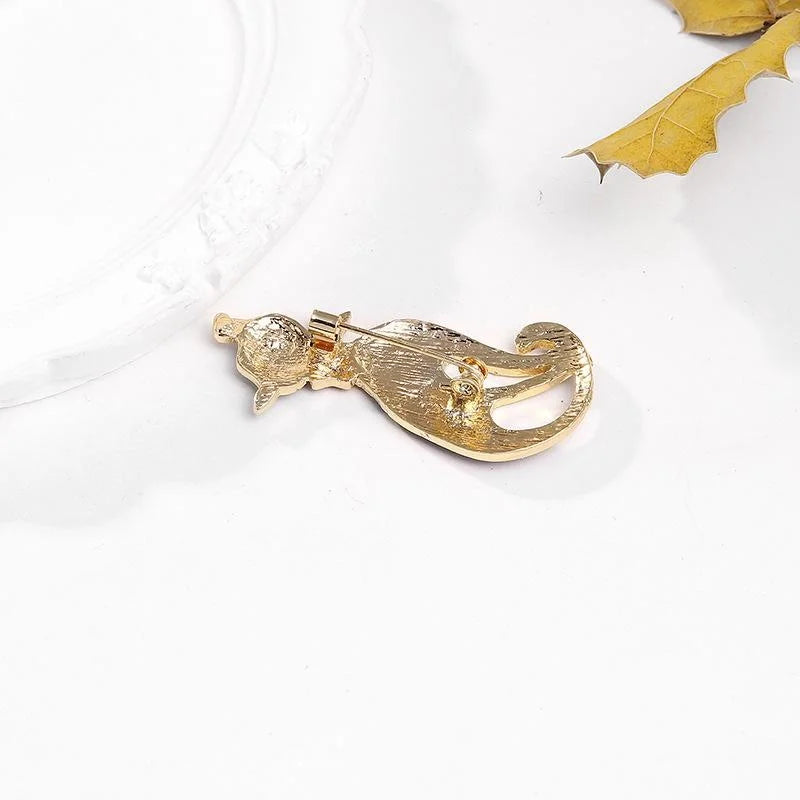 Cute White Enamel Cat With Black Bow Alloy Brooch, Green-Eyed Animal Lapel Pin Corsage Gift