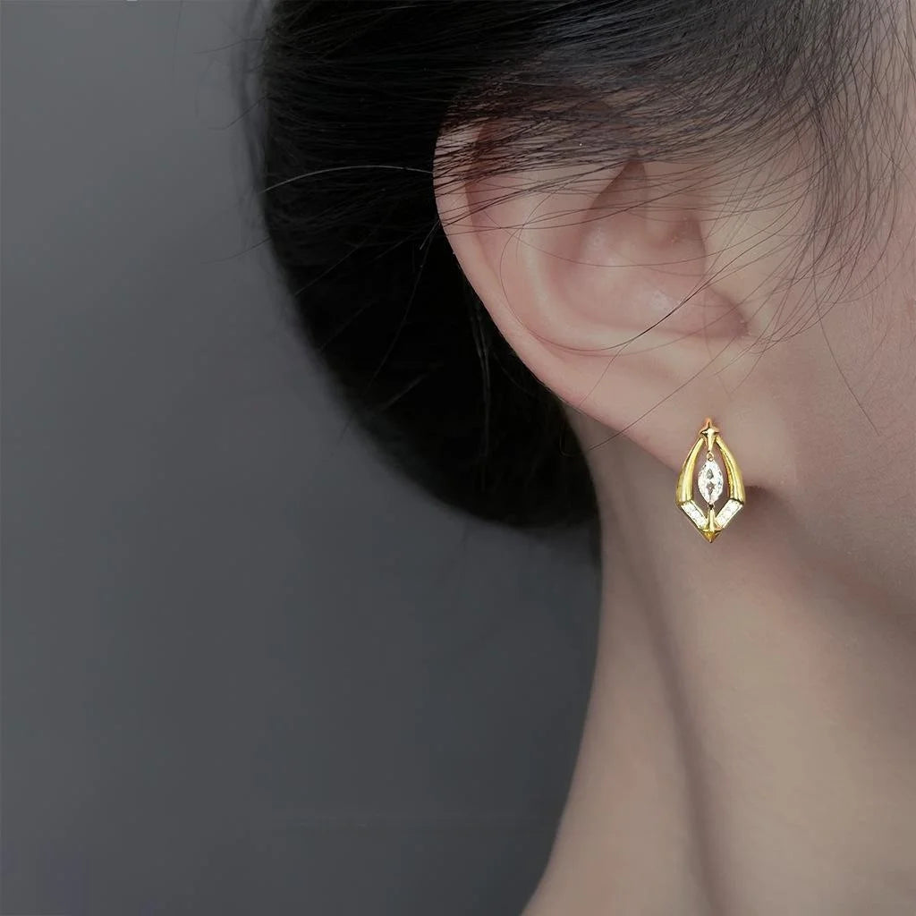 Light Luxury Geometric Star Zircon Copper Stud Earrings With Silver Plated Posts