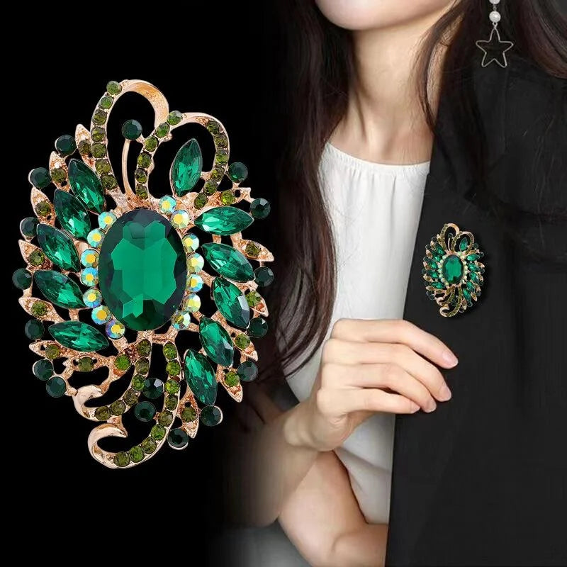 Elegant Green Crystal Flower Brooch Alloy Rhinestone Glass Lapel Pin Corsage For Women's Suit Accessory Gift