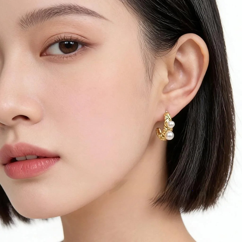 Luxury Electroplated Copper C Shape High Gloss Pearl Geometric Drop Earrings For Women