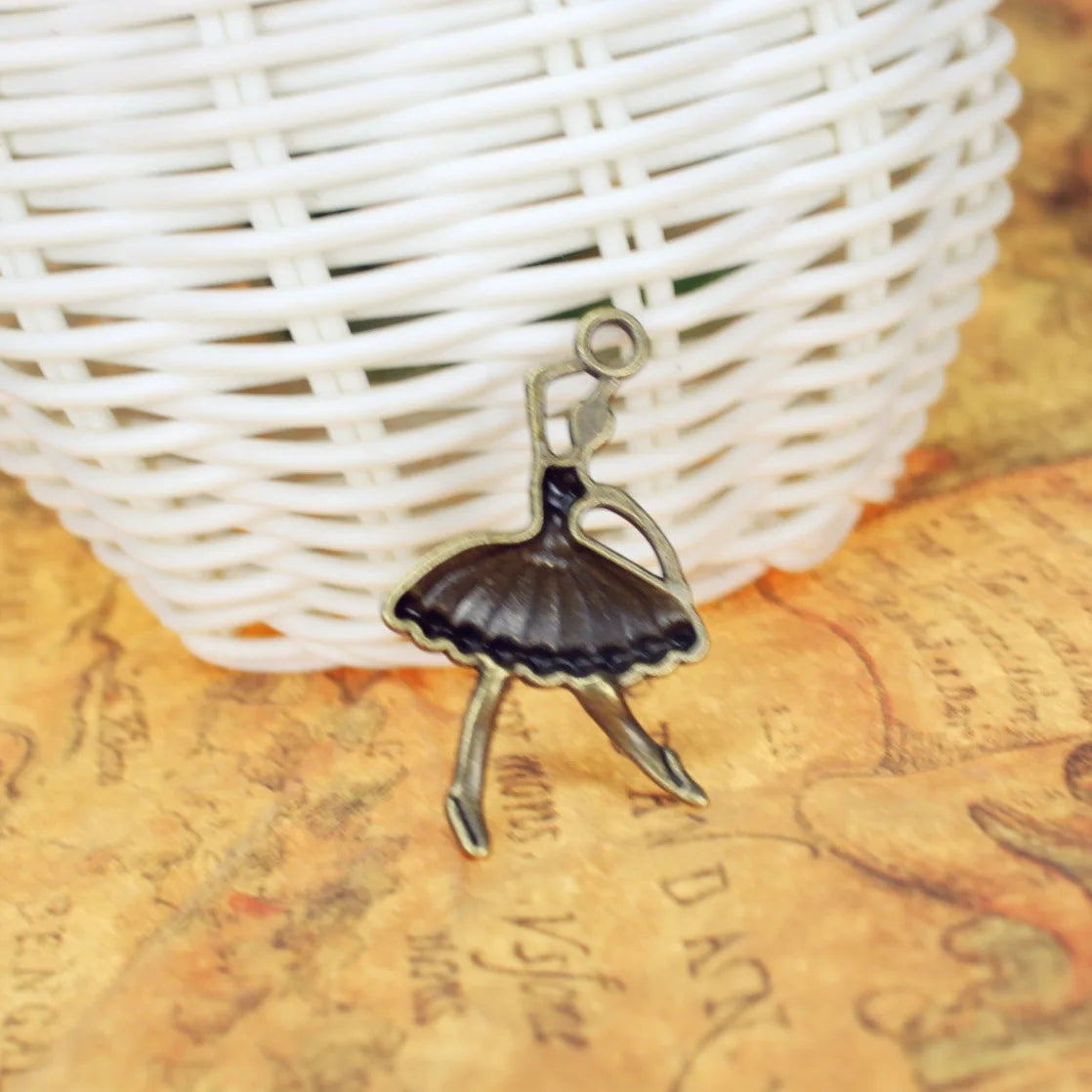 37x21MM Antique Silver Zinc Alloy Ballerina Charm Pendant for DIY Necklace Bracelet Jewelry Making