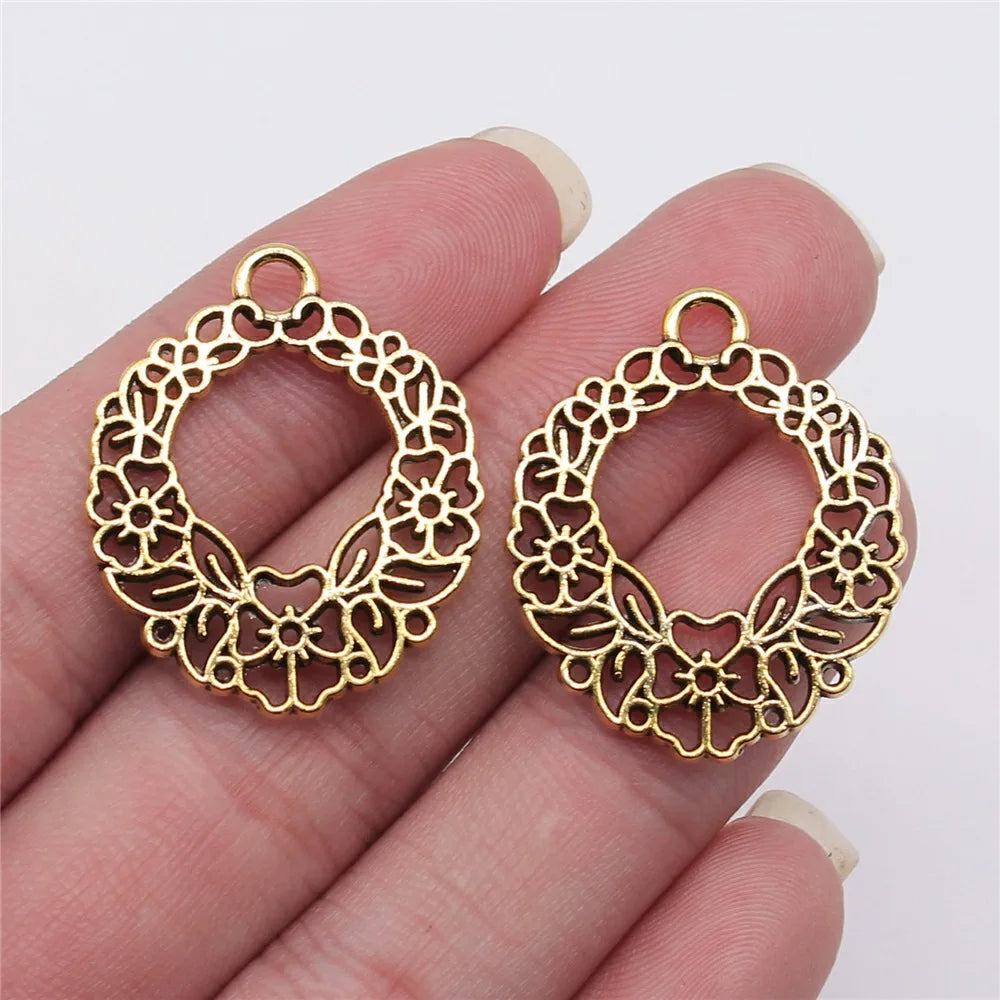 30x25mm 3g Multicolor Zinc Alloy Hollow Flower Wreath Charm Pendant for DIY Necklace Making