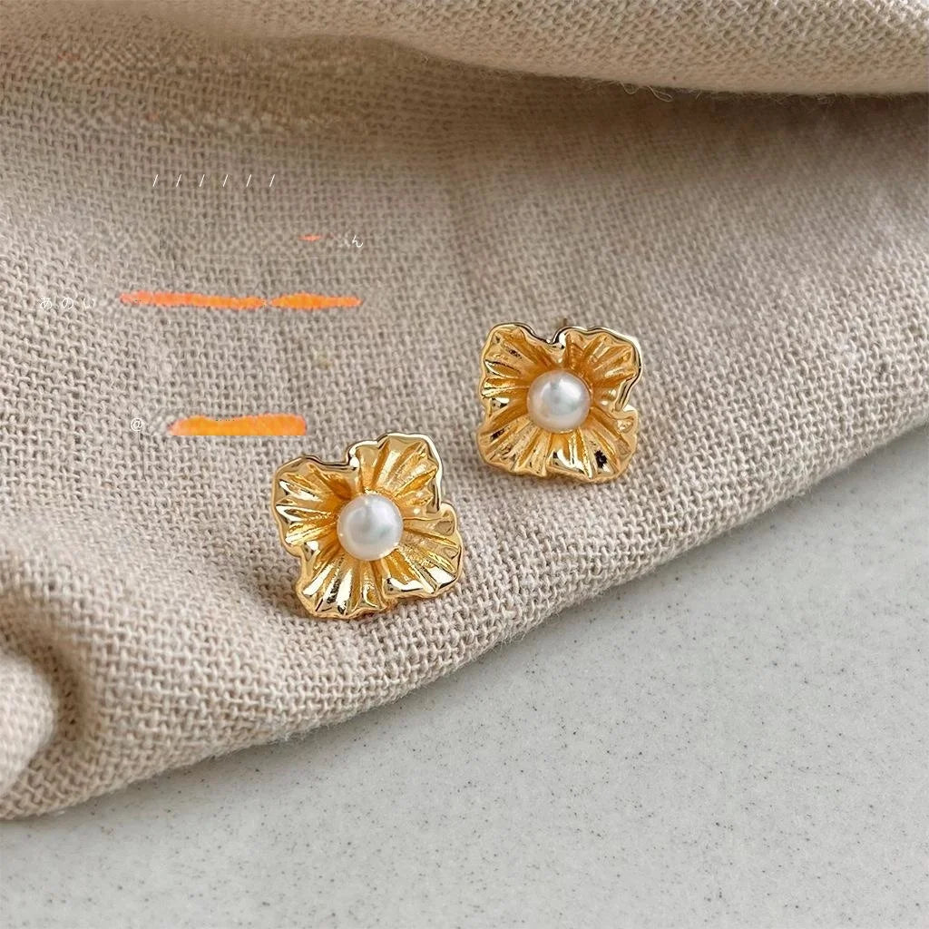 Elegant Luxury 14K Gold Plated Copper Freshwater Pearl Flower Stud Earrings