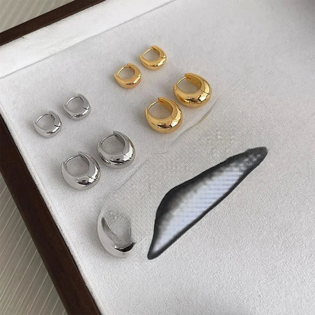 18K Gold Plated Copper Oval Geometric Stud Earrings French Light Luxury Thick Earcuff Style