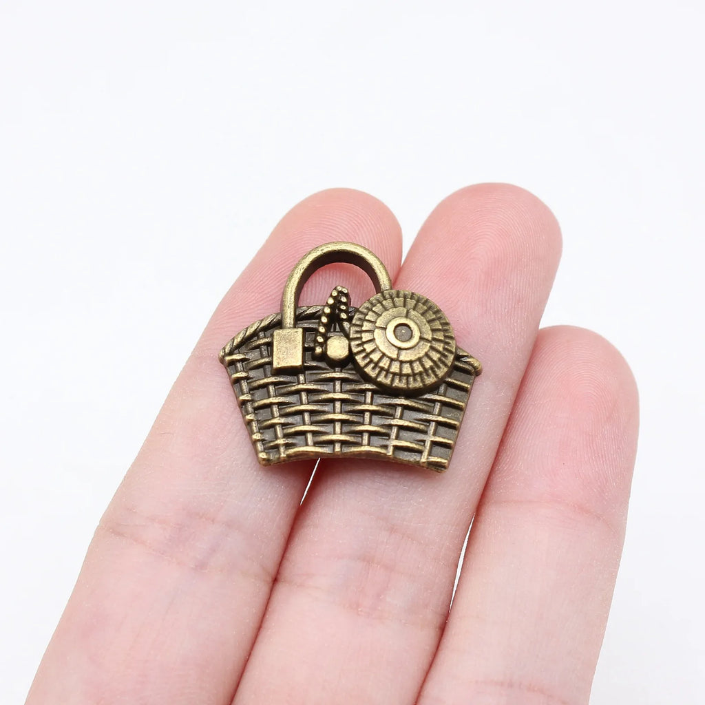 22x25mm 3.2g Antique Bronze Zinc Alloy Woven Basket Charm Pendant for DIY Craft Jewelry Making