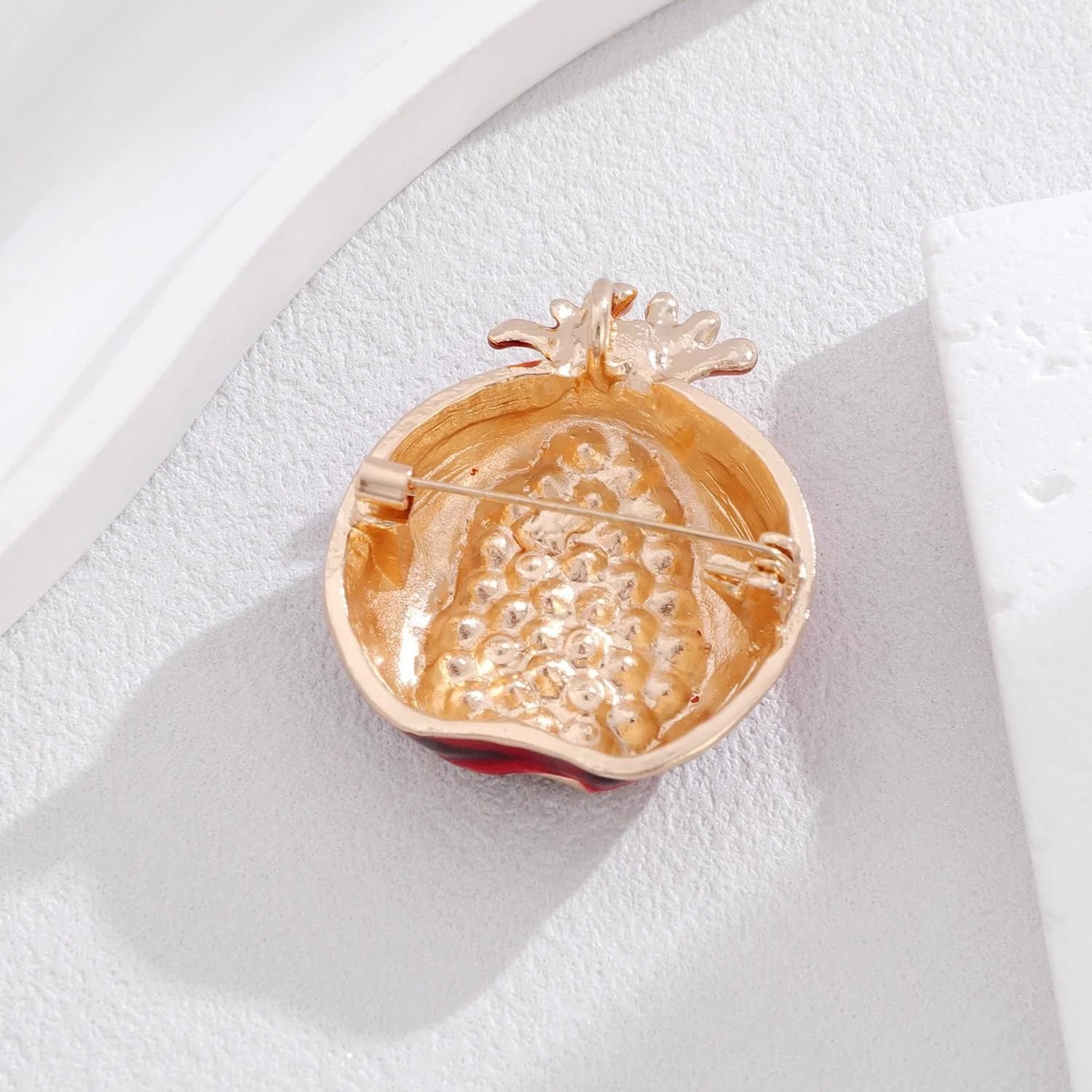 Elegant Enamel Pomegranate Brooch With Red Rhinestone Beads, Luxury Lapel Pin Corsage Suit Accessory Gift