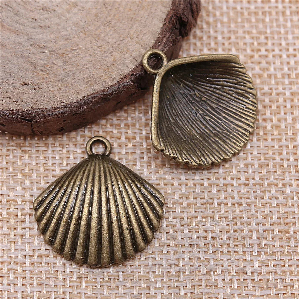 25x24mm 2.7g Multicolor Zinc Alloy Shell Charm Pendant for Ocean Theme Necklace Jewelry Making