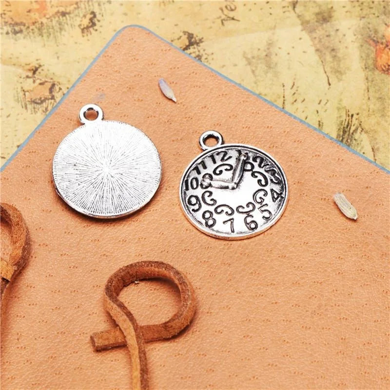 18MM Antique Silver Zinc Alloy Clock Charm Pendant for DIY Necklace Bracelet Jewelry Making