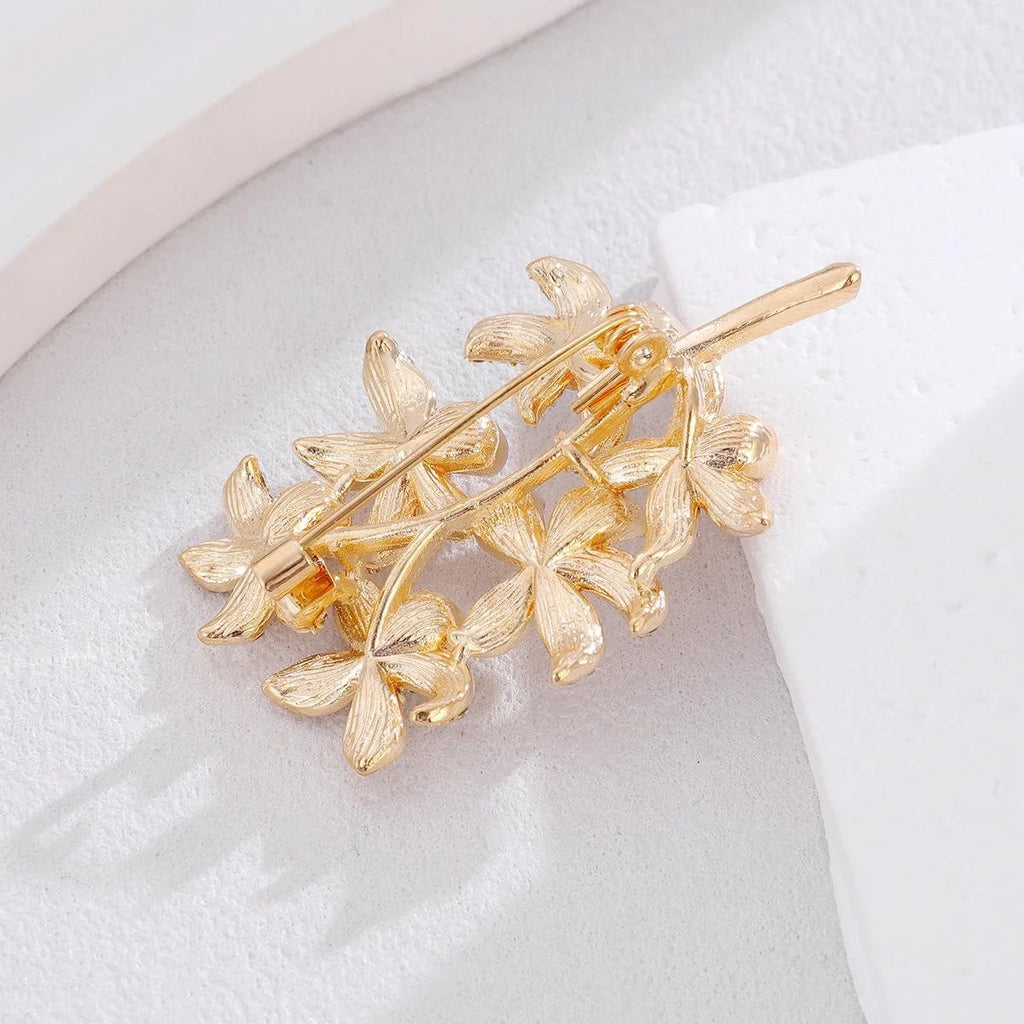 Elegant Rhinestone Six Flower Branch Brooch With Green Zircon Centers, Fresh Floral Lapel Pin Suit Accessory