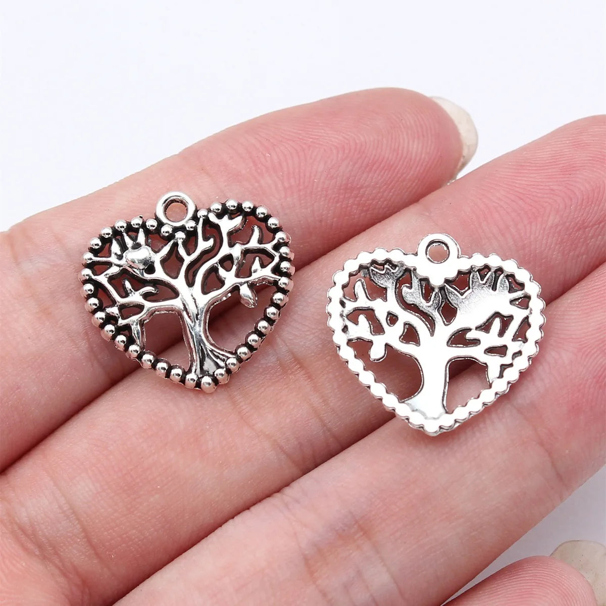 20x20mm 1.5g Antique Silver Zinc Alloy Heart Tree Charm Pendant for DIY Vintage Jewelry Making