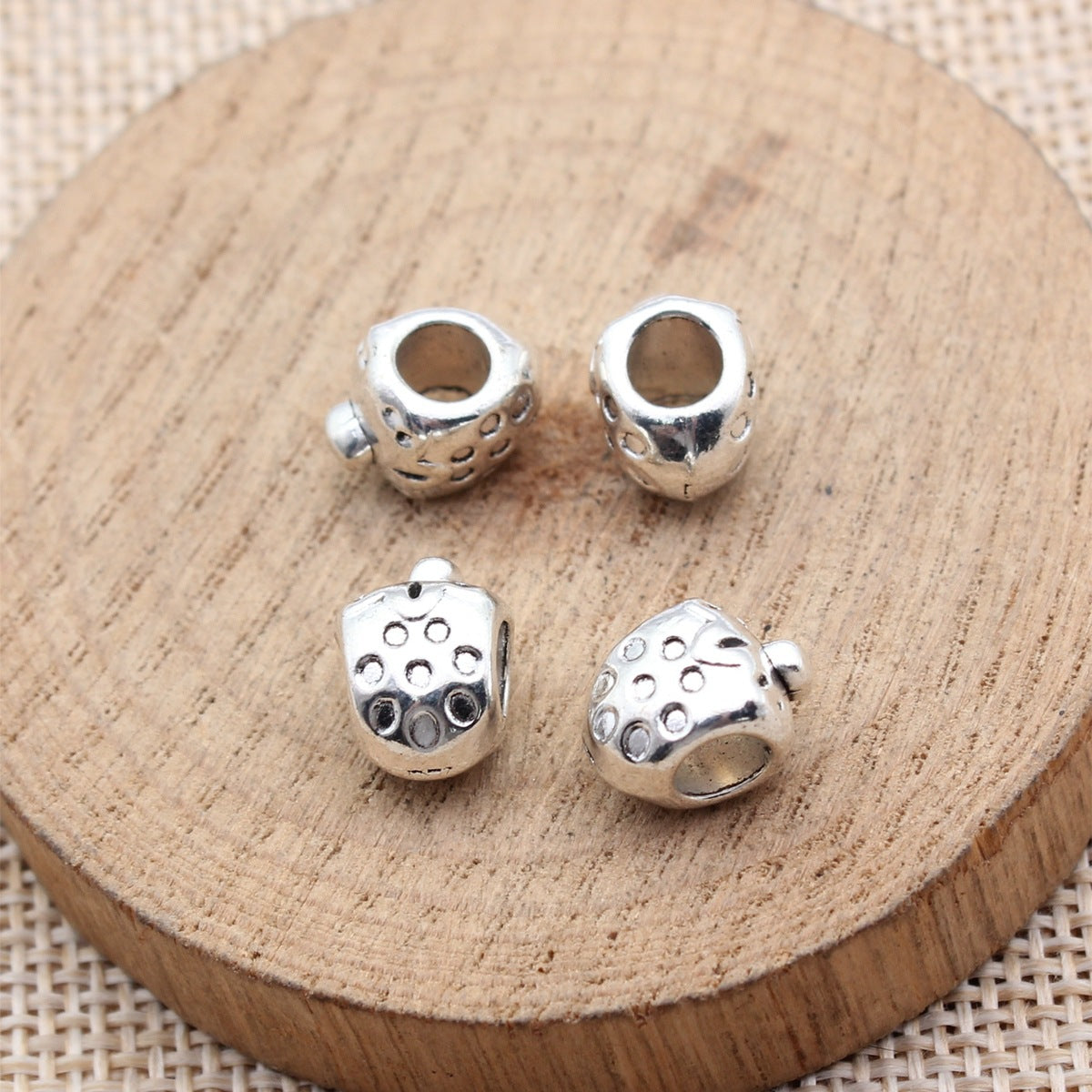 11.6x8.7x8.4mm 1.9g Antique Silver Zinc Alloy Strawberry Large Hole Spacer Beads for Handmade Jewelry Making