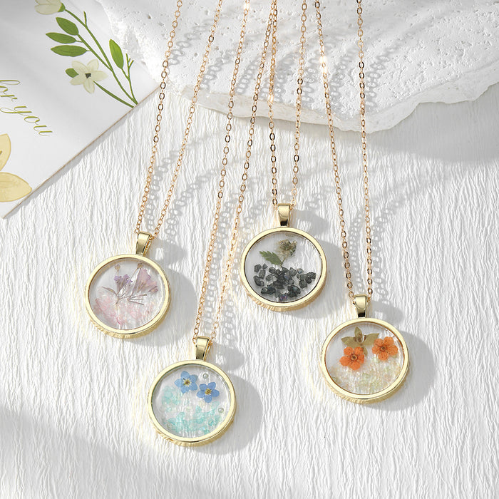 Gold Round Bezel Dried Flower Resin Pendant Necklaces