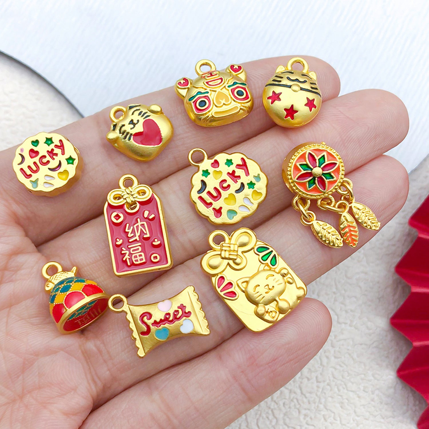 Gold Tone Zinc Alloy Lucky Cat Luck Charm Pendant for DIY Bracelet Necklace Keychain