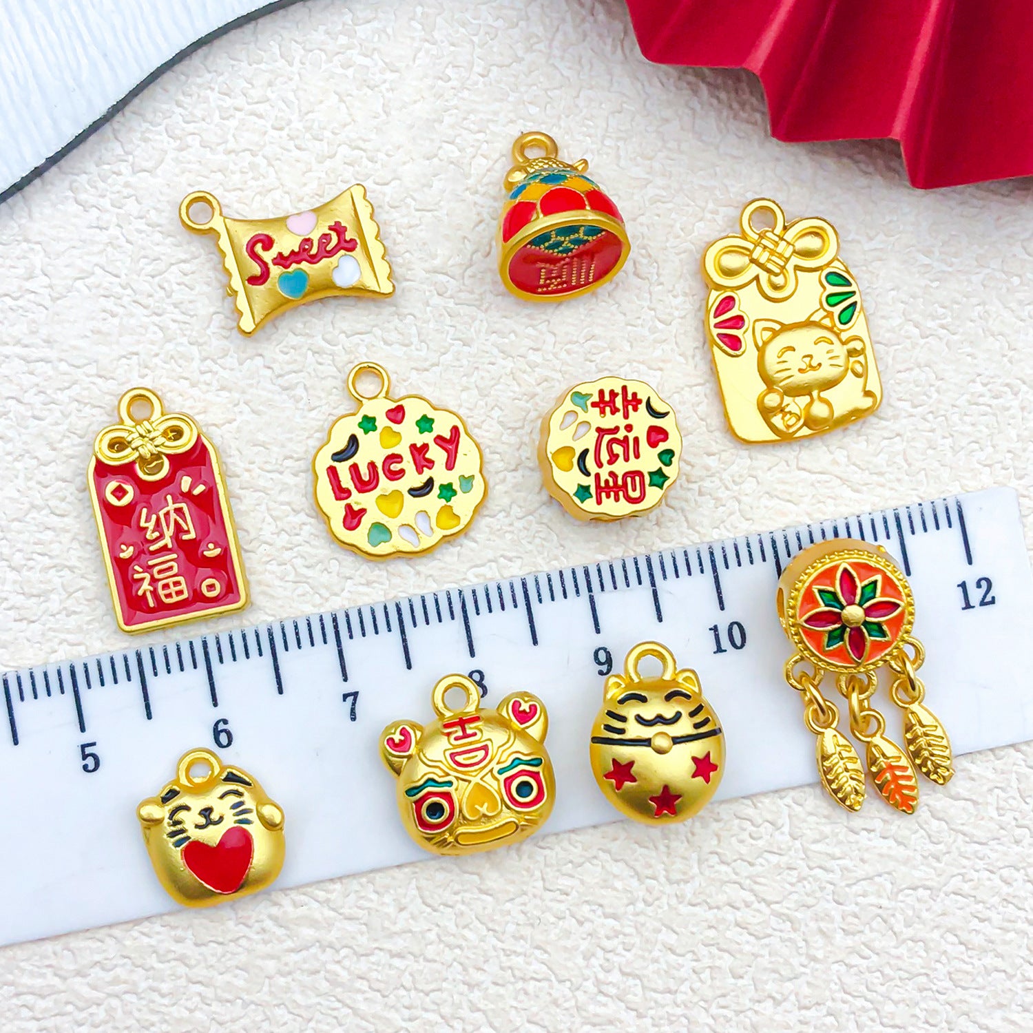 Gold Tone Zinc Alloy Lucky Cat Luck Charm Pendant for DIY Bracelet Necklace Keychain