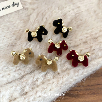 Flocked Horse Pearl Stud Earrings Decorative Jewelry Design