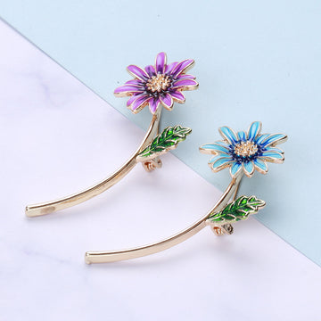 Enamel Daisy Flower Brooch Long Stem Green Leaf Gold Tone