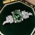 Green Marbled Oval Crystal Ring in Silver Tone Polished Metal Jewelry view 1
