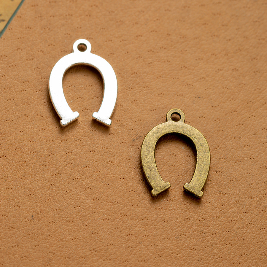 20x14mm Alloy Horseshoe Charm Pendant