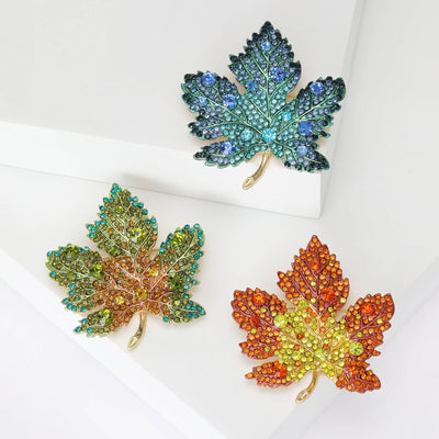Front view of broad maple leaf in gradient colors