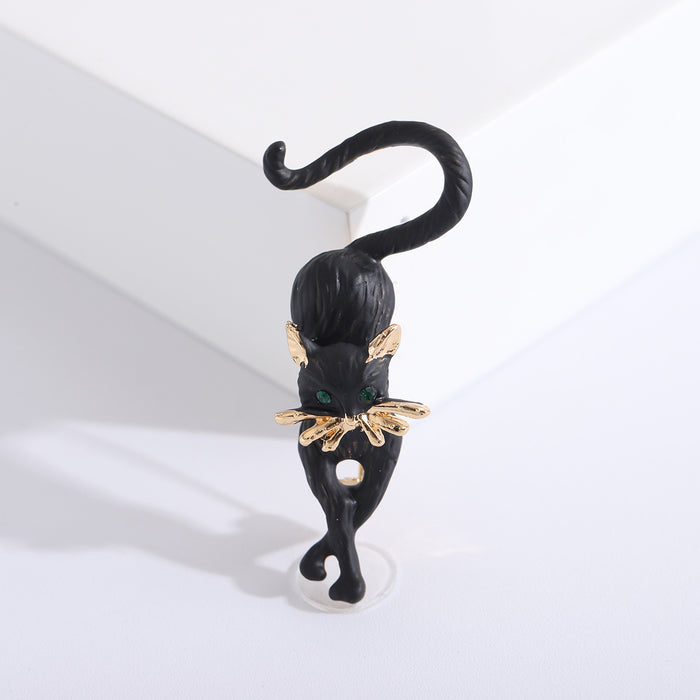 Black Cat Brooch In 1 Style With Polished Metal Details