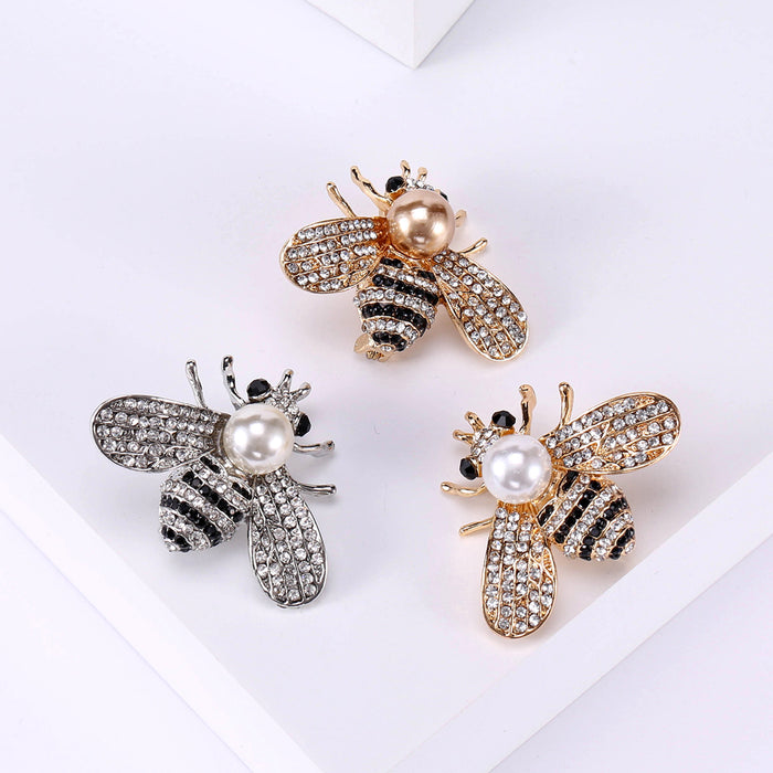 Crystal Bee Brooch Pearl Body Gold Silver Champagne