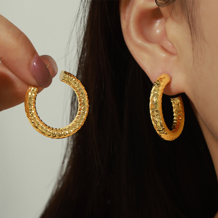Gold Hammered Texture C-Shape Open Hoop Earrings Pair