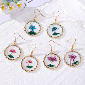 Gold Scalloped Frame Dried Flower Resin Drop Earrings Three Colors