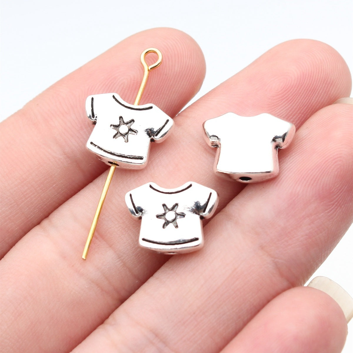 13x10x4.2mm 1.9g Antique Silver Zinc Alloy Baby Shirt Small Hole Beads for DIY Bracelet Jewelry Making