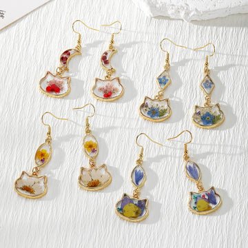 Cat Shape Dried Flower Resin Dangle Earrings 4 Styles