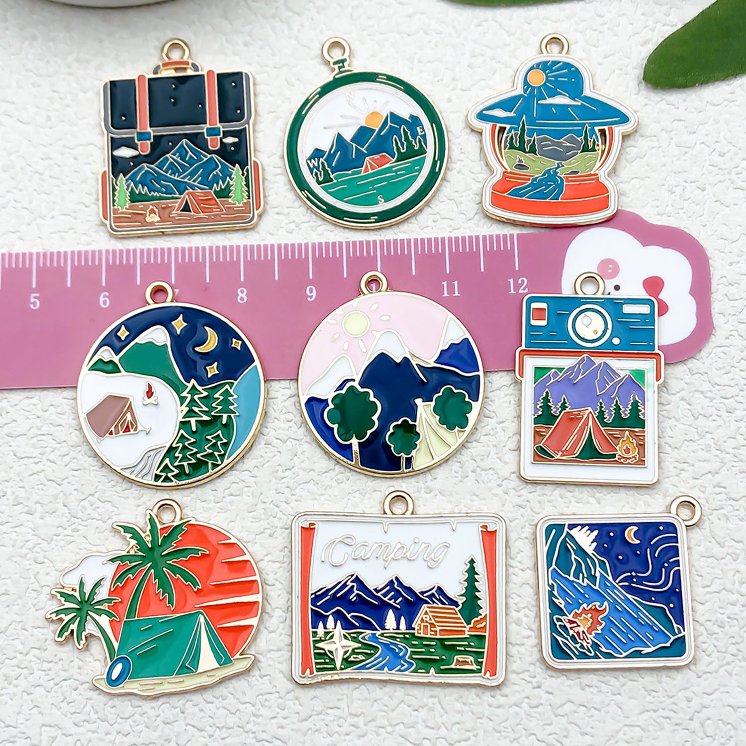Enamel Zinc Alloy Day Night Snow Mountain Landscape Painting Charm Pendant for Keychains