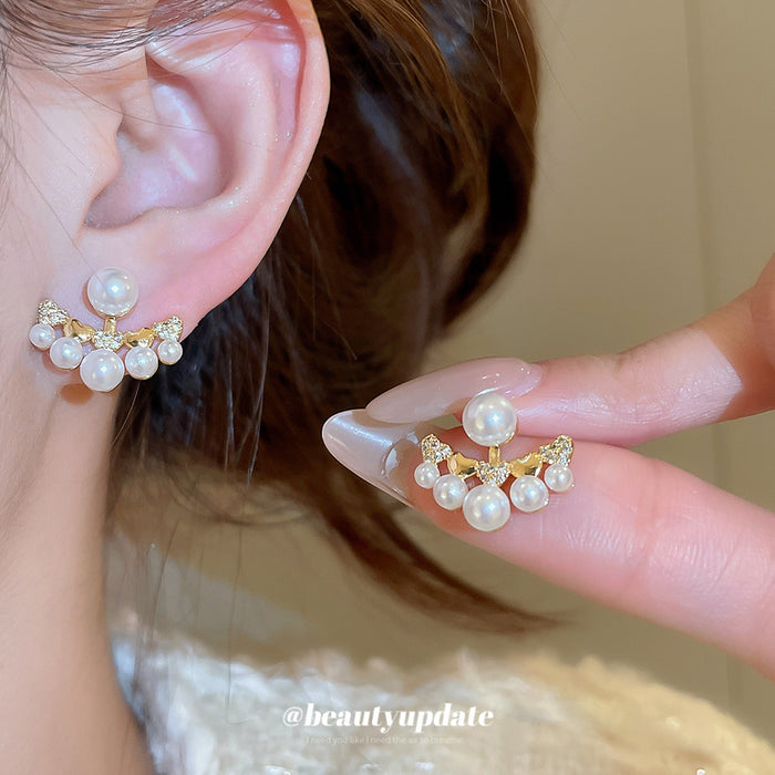 Gold Crystal Heart Pearl Stud Earrings Decorative Jewelry Design