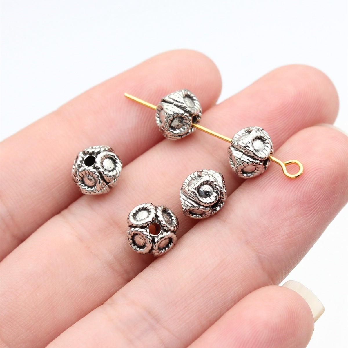 8.7x8.7x6.6mm 1.2g Antique Silver Zinc Alloy Round Small Hole Spacer Beads for Vintage Jewelry Making