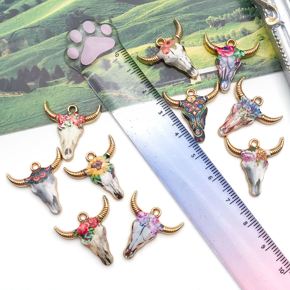 Enamel Zinc Alloy Cartoon Bull Head Animal Charm Pendant for Bracelets and Hair Accessories