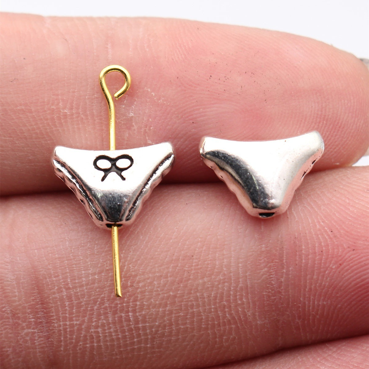 13x8.7x5mm 1.5g Antique Silver Tone Zinc Alloy Bow Panties Loose Metal Butterfly Beads for DIY Bracelets