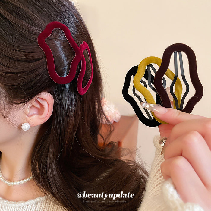 Velvet Flocked Irregular Wave Snap Hair Clips 2 Colors