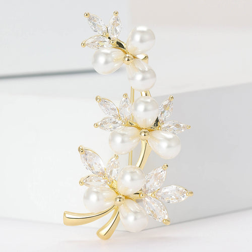 Front view of the pearl vine brooch
