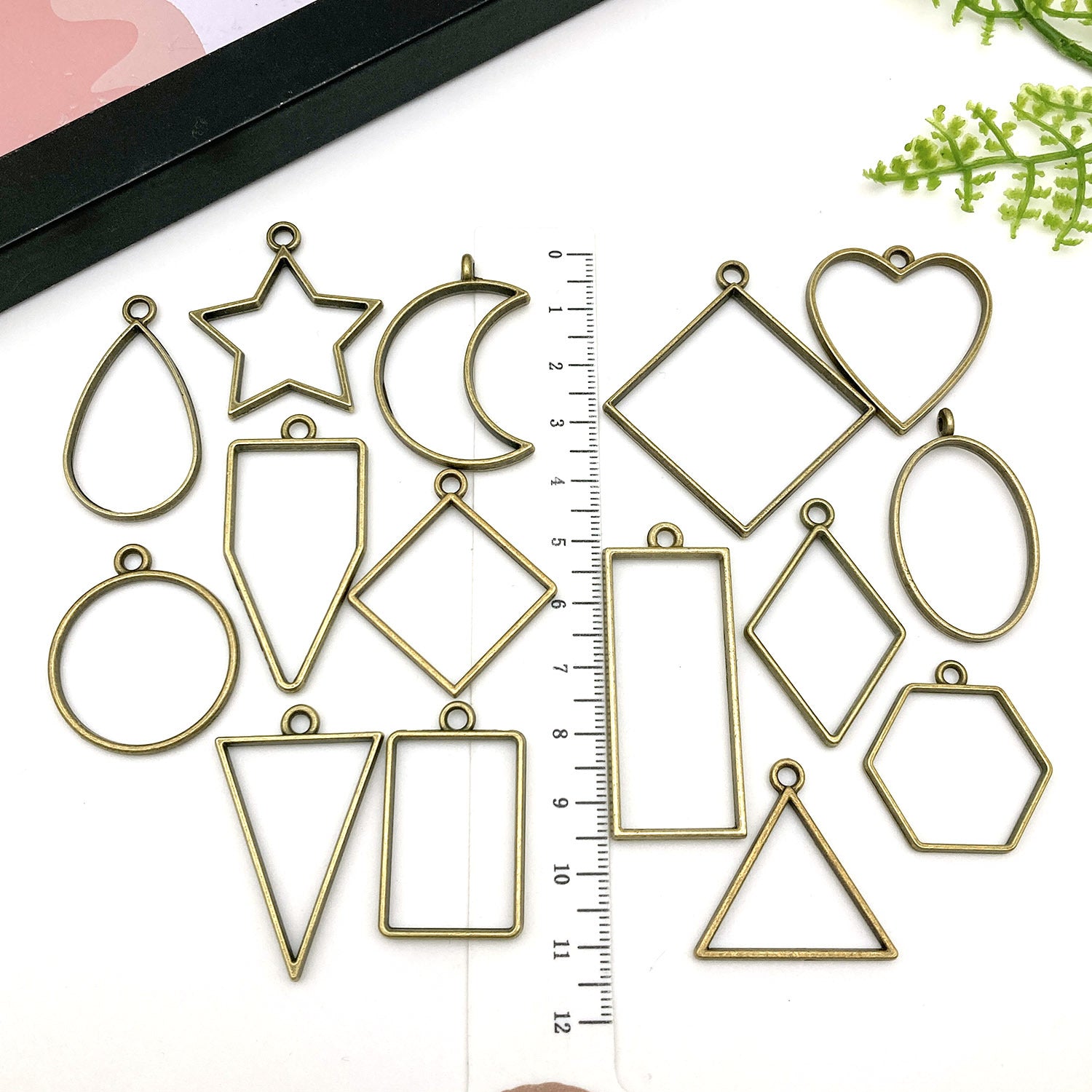 Zinc Alloy Heart Hollow Charm Pendants for DIY Bracelet Necklace Jewelry Making