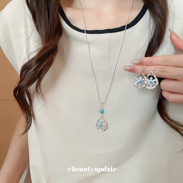 Silver Teardrop Flower Earrings and Pendant Necklace