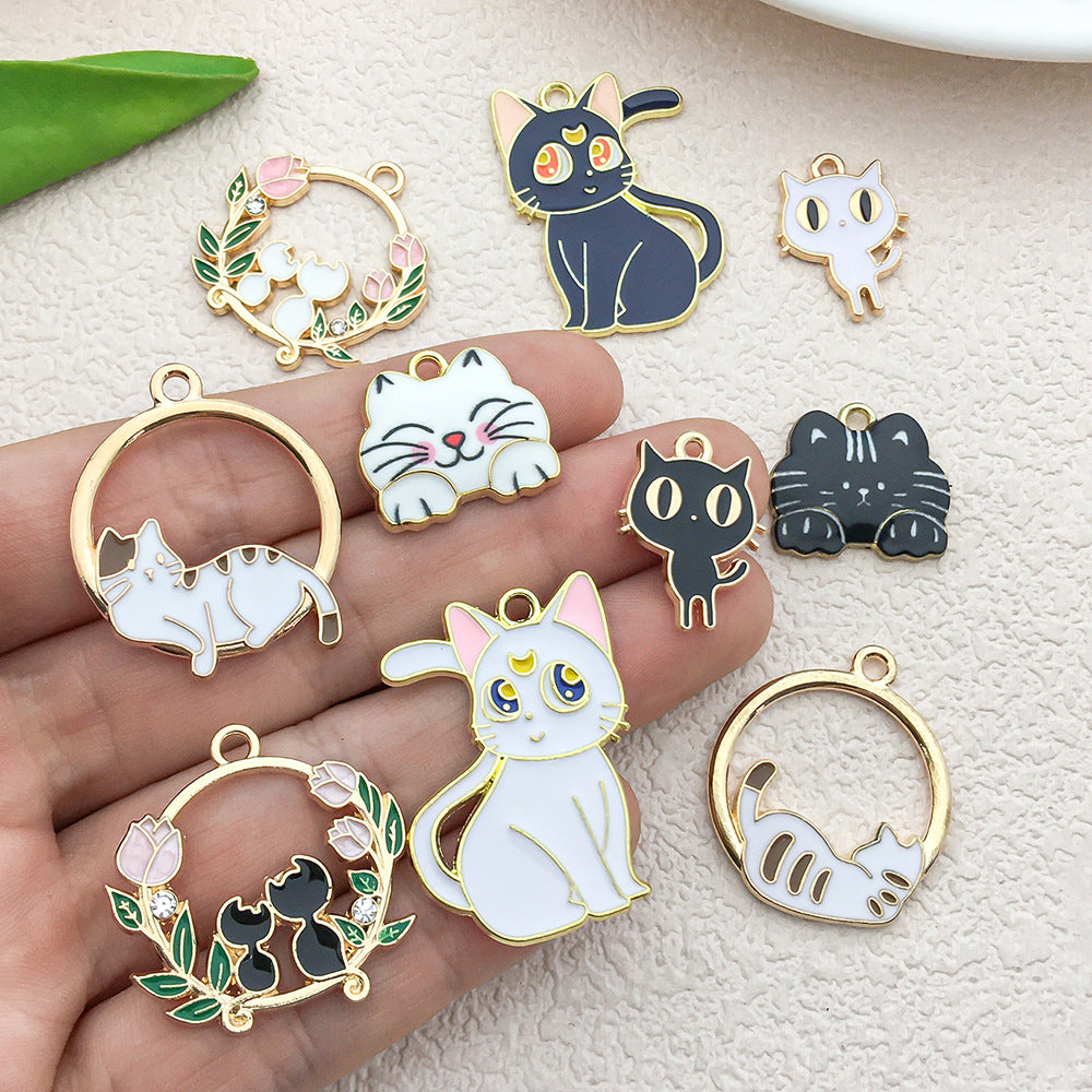 Enamel Zinc Alloy Cat Charm Pendant for DIY Keychain Bracelet and Earring Jewelry Making