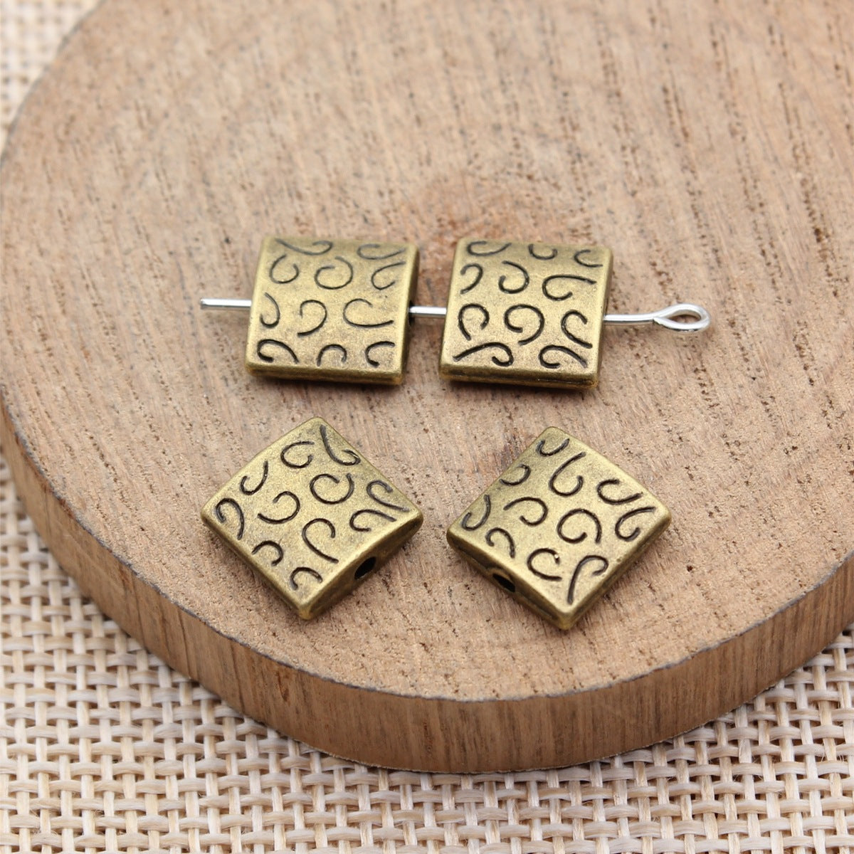 10x10x3.5mm 1.6g Multicolor Zinc Alloy Patterned Square Small Hole Spacer Beads for DIY Jewelry Making