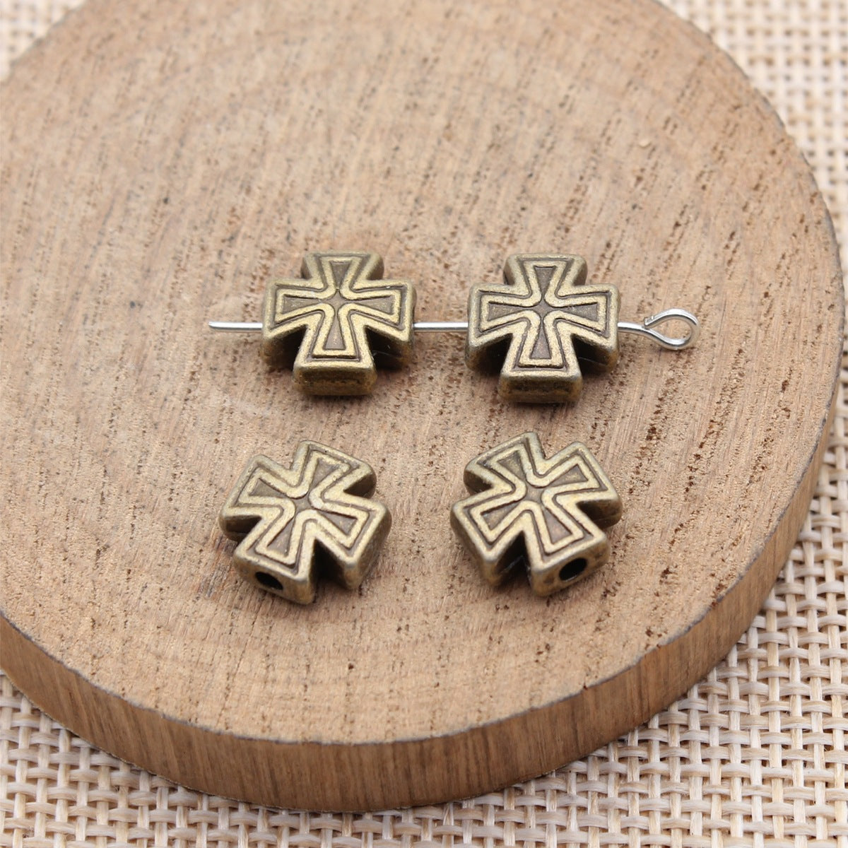 10x10x4.8mm 1.6g Multicolor Zinc Alloy Cross Loose Metal Beads for Bracelet Necklace DIY Making