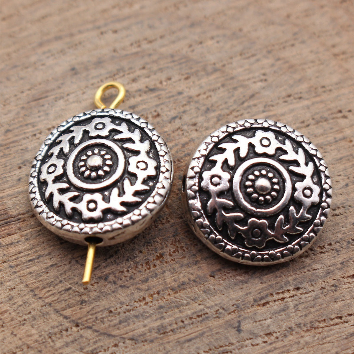 14x14x6.2mm 3.2g Antique Silver Zinc Alloy Floral Pattern Round Spacer Flower Beads for Bracelet Making
